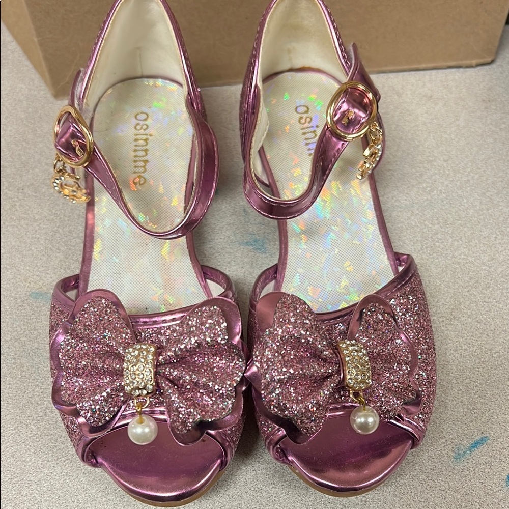 Pink Dress Shoes with Rounded Toe and Strap